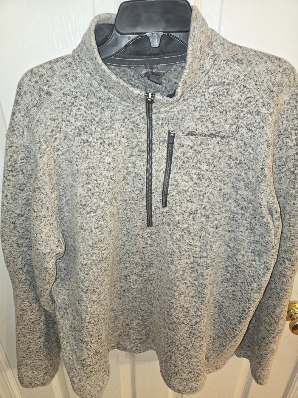 Eddie Bauer Men's L  Heather Gray Quarter Zip Pullover